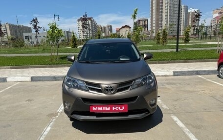 Toyota RAV4, 2013 год, 2 200 000 рублей, 3 фотография