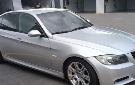 BMW 3 серия, 2007 год, 900 000 рублей, 2 фотография