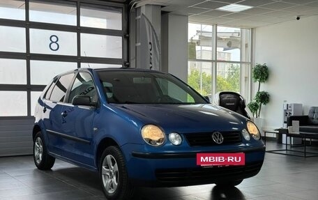Volkswagen Polo IV рестайлинг, 2004 год, 299 000 рублей, 4 фотография