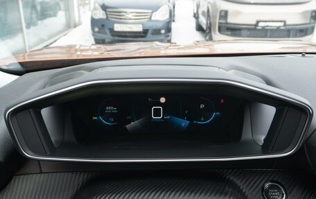 Peugeot 2008 II, 2020 год, 1 899 000 рублей, 21 фотография