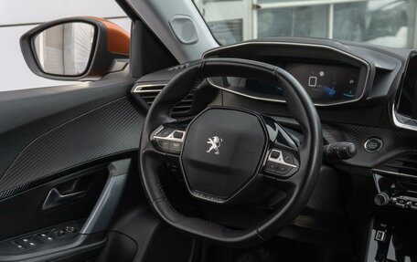 Peugeot 2008 II, 2020 год, 1 899 000 рублей, 29 фотография