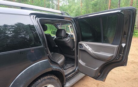 Nissan Pathfinder, 2005 год, 670 000 рублей, 12 фотография