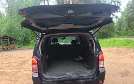 Nissan Pathfinder, 2005 год, 670 000 рублей, 11 фотография
