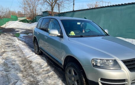 Volkswagen Touareg III, 2006 год, 710 000 рублей, 2 фотография