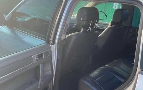 Volkswagen Touareg III, 2006 год, 710 000 рублей, 10 фотография