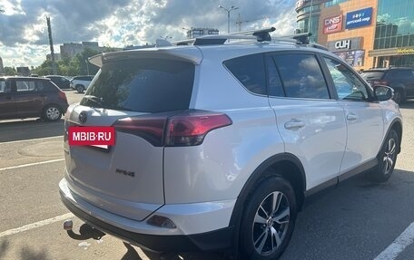 Toyota RAV4, 2017 год, 2 100 000 рублей, 4 фотография
