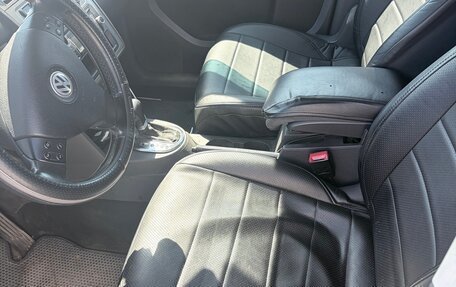 Volkswagen Touran III, 2008 год, 650 000 рублей, 9 фотография
