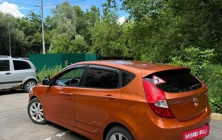 Hyundai Solaris II рестайлинг, 2014 год, 890 000 рублей, 4 фотография