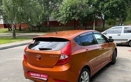 Hyundai Solaris II рестайлинг, 2014 год, 890 000 рублей, 3 фотография