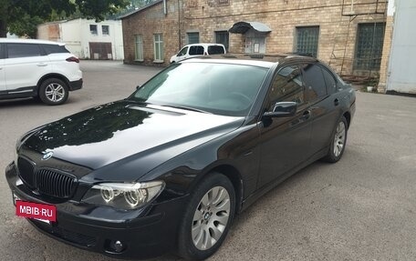 BMW 7 серия, 2006 год, 1 050 000 рублей, 6 фотография