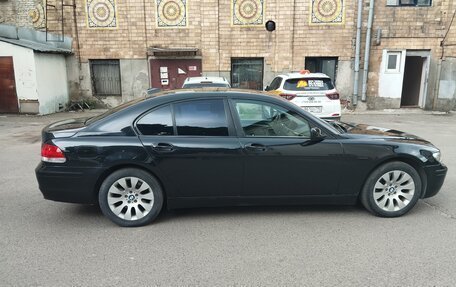 BMW 7 серия, 2006 год, 1 050 000 рублей, 10 фотография