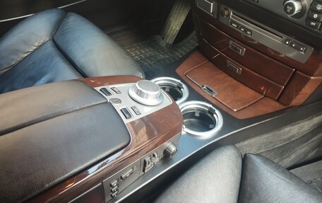 BMW 7 серия, 2006 год, 1 050 000 рублей, 21 фотография
