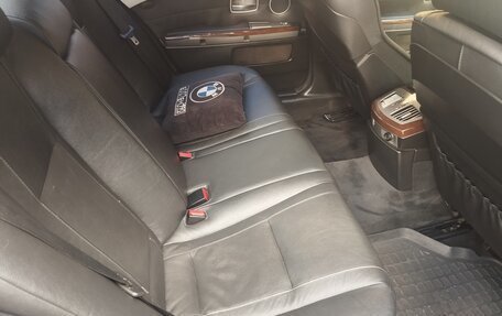 BMW 7 серия, 2006 год, 1 050 000 рублей, 24 фотография