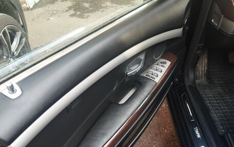 BMW 7 серия, 2006 год, 1 050 000 рублей, 27 фотография