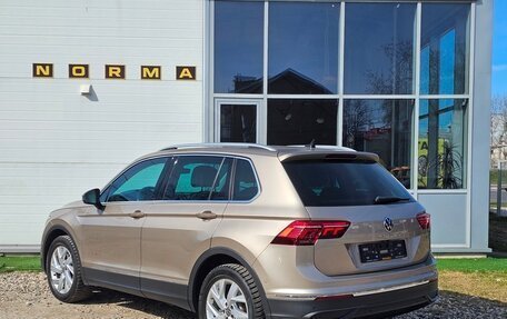 Volkswagen Tiguan II, 2021 год, 3 350 000 рублей, 4 фотография