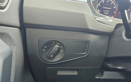 Volkswagen Tiguan II, 2021 год, 3 350 000 рублей, 12 фотография