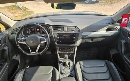Volkswagen Tiguan II, 2021 год, 3 350 000 рублей, 17 фотография