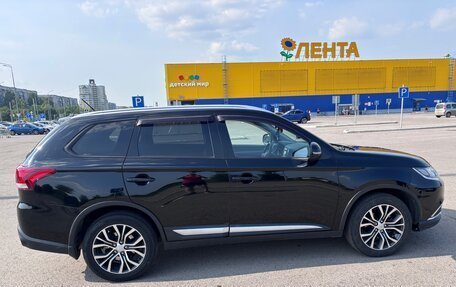 Mitsubishi Outlander III рестайлинг 3, 2015 год, 1 800 000 рублей, 5 фотография