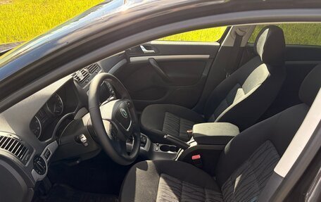 Skoda Octavia, 2010 год, 640 000 рублей, 6 фотография