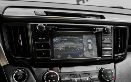 Toyota RAV4, 2016 год, 2 600 000 рублей, 15 фотография