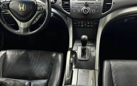 Honda Accord VIII рестайлинг, 2008 год, 900 000 рублей, 20 фотография