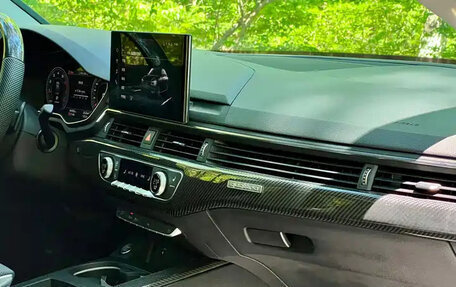 Audi A4, 2023 год, 2 400 004 рублей, 32 фотография