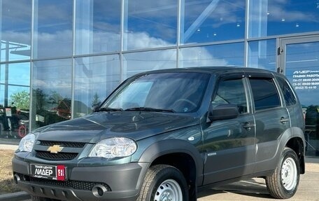 Chevrolet Niva I рестайлинг, 2017 год, 850 000 рублей, 1 фотография