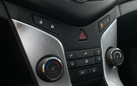 Chevrolet Cruze II, 2012 год, 530 000 рублей, 13 фотография