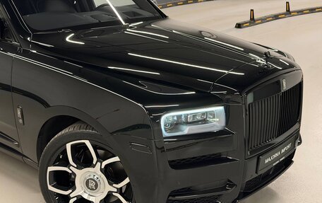 Rolls-Royce Cullinan, 2020 год, 25 500 000 рублей, 3 фотография