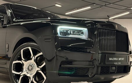 Rolls-Royce Cullinan, 2020 год, 25 500 000 рублей, 4 фотография