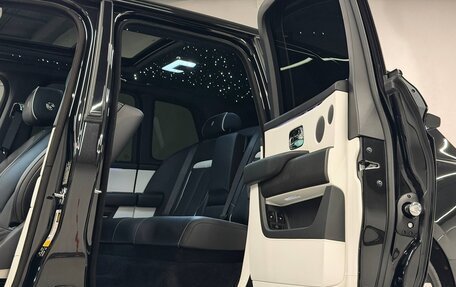 Rolls-Royce Cullinan, 2020 год, 25 500 000 рублей, 17 фотография