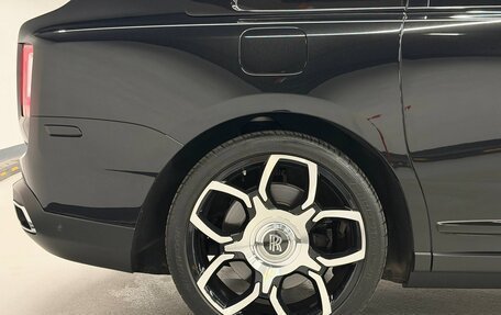 Rolls-Royce Cullinan, 2020 год, 25 500 000 рублей, 20 фотография