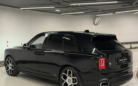 Rolls-Royce Cullinan, 2020 год, 25 500 000 рублей, 8 фотография