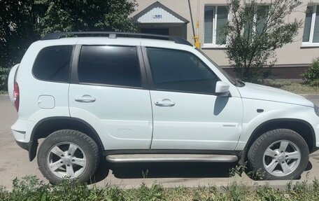 Chevrolet Niva I рестайлинг, 2013 год, 550 000 рублей, 2 фотография