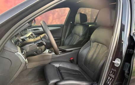 BMW 5 серия, 2017 год, 3 799 000 рублей, 11 фотография
