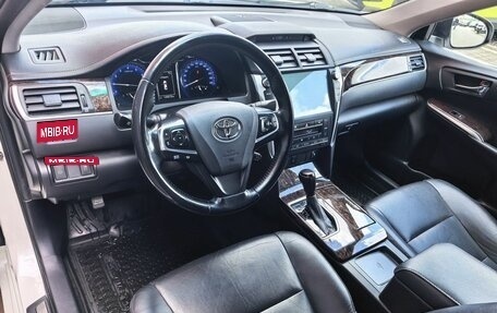 Toyota Camry, 2017 год, 2 399 000 рублей, 5 фотография