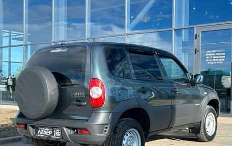 Chevrolet Niva I рестайлинг, 2017 год, 850 000 рублей, 2 фотография
