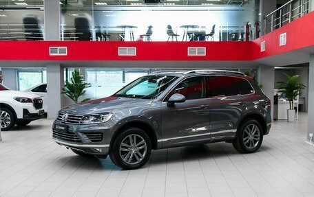 Volkswagen Touareg III, 2017 год, 2 650 000 рублей, 1 фотография