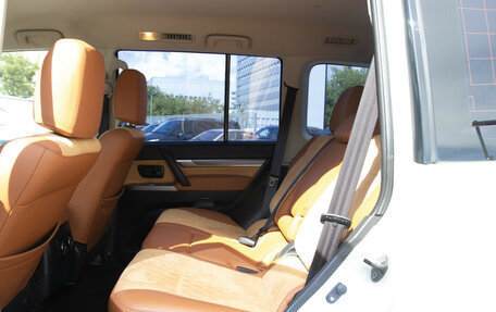 Mitsubishi Pajero IV, 2014 год, 2 748 000 рублей, 9 фотография
