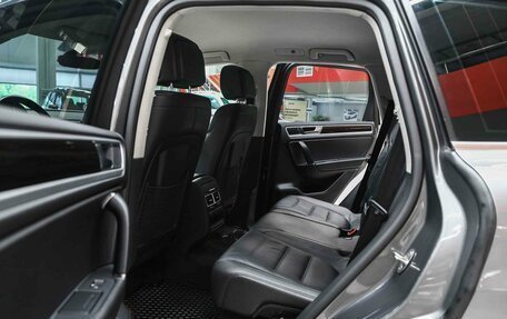 Volkswagen Touareg III, 2017 год, 2 650 000 рублей, 7 фотография