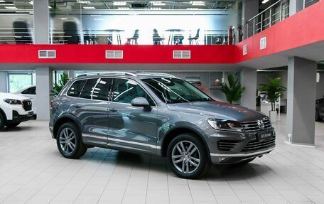 Volkswagen Touareg III, 2017 год, 2 650 000 рублей, 3 фотография
