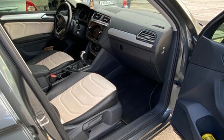 Volkswagen Tiguan II, 2022 год, 3 050 000 рублей, 12 фотография