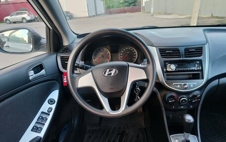 Hyundai Solaris II рестайлинг, 2014 год, 800 000 рублей, 18 фотография