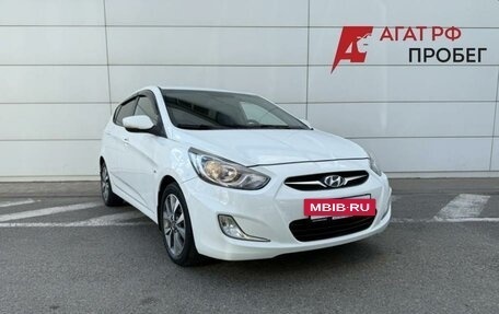 Hyundai Solaris II рестайлинг, 2011 год, 890 000 рублей, 6 фотография