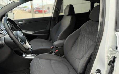 Hyundai Solaris II рестайлинг, 2011 год, 890 000 рублей, 19 фотография