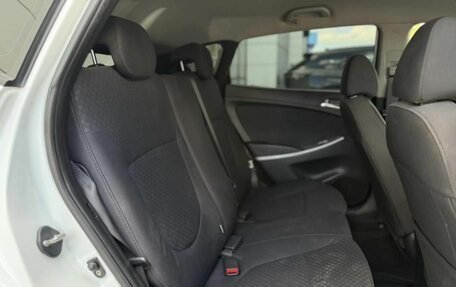 Hyundai Solaris II рестайлинг, 2011 год, 890 000 рублей, 22 фотография