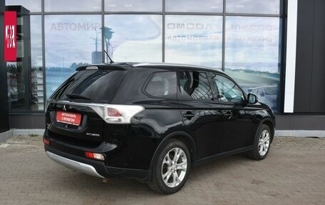 Mitsubishi Outlander III рестайлинг 3, 2014 год, 1 285 000 рублей, 5 фотография