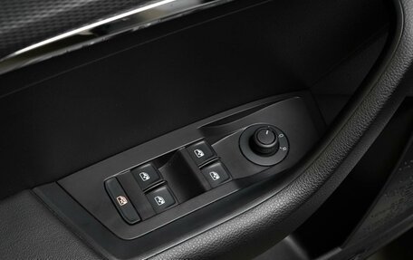 Skoda Kamiq I, 2023 год, 2 357 077 рублей, 16 фотография