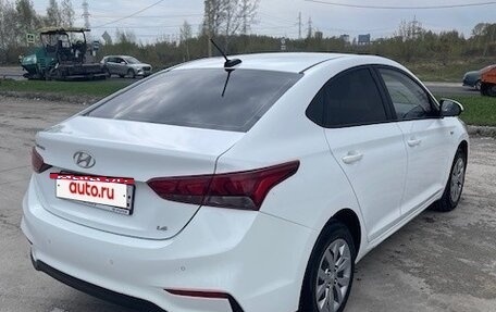 Hyundai Solaris II рестайлинг, 2019 год, 1 300 000 рублей, 3 фотография