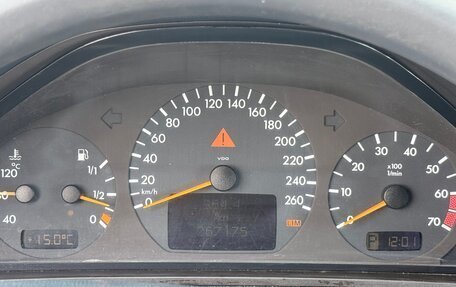 Mercedes-Benz CLK-Класс, 2000 год, 450 000 рублей, 3 фотография